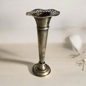 VINTAGE ENGLISH EPNS TRUMPET BUD VASE BY S&B